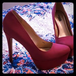 Purple Pumps
